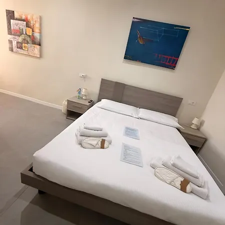 Franciacorta White Bed & Breakfast Cellatica